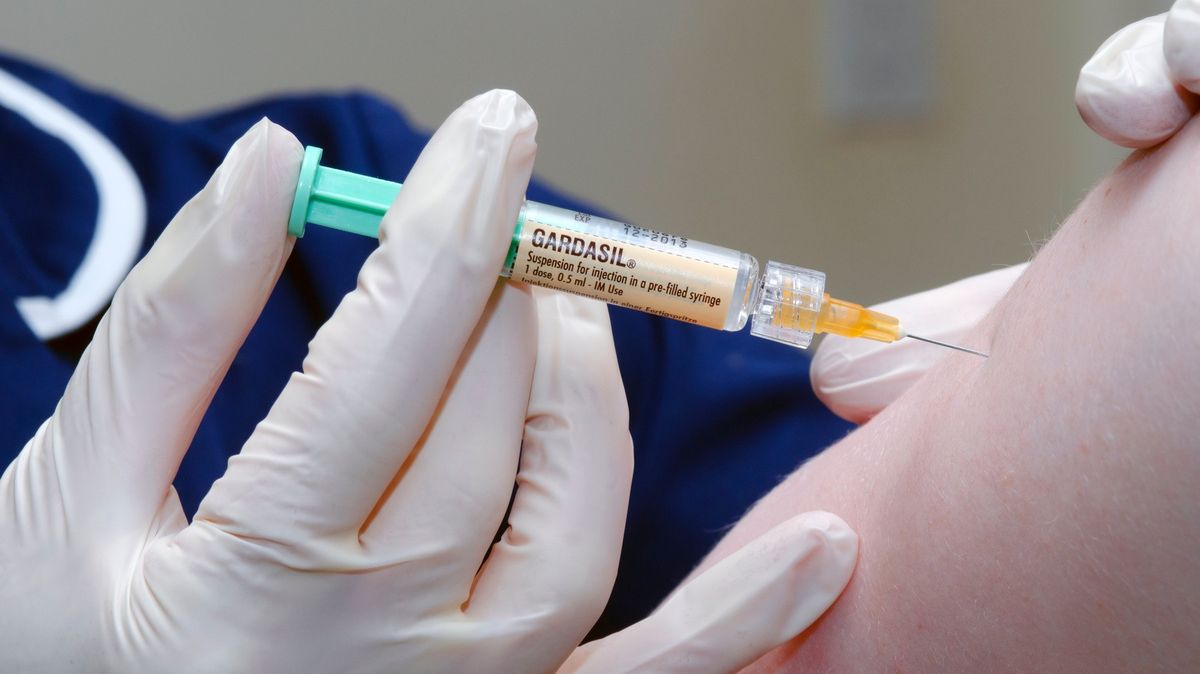 Poslanci schválili nová očkování zdarma, bude to stát téměř miliardu